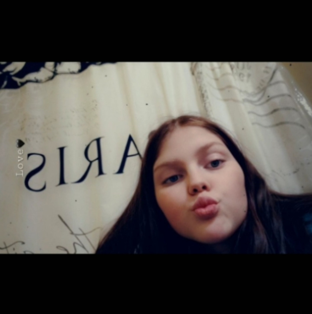 Meet your Posher, Jasmine